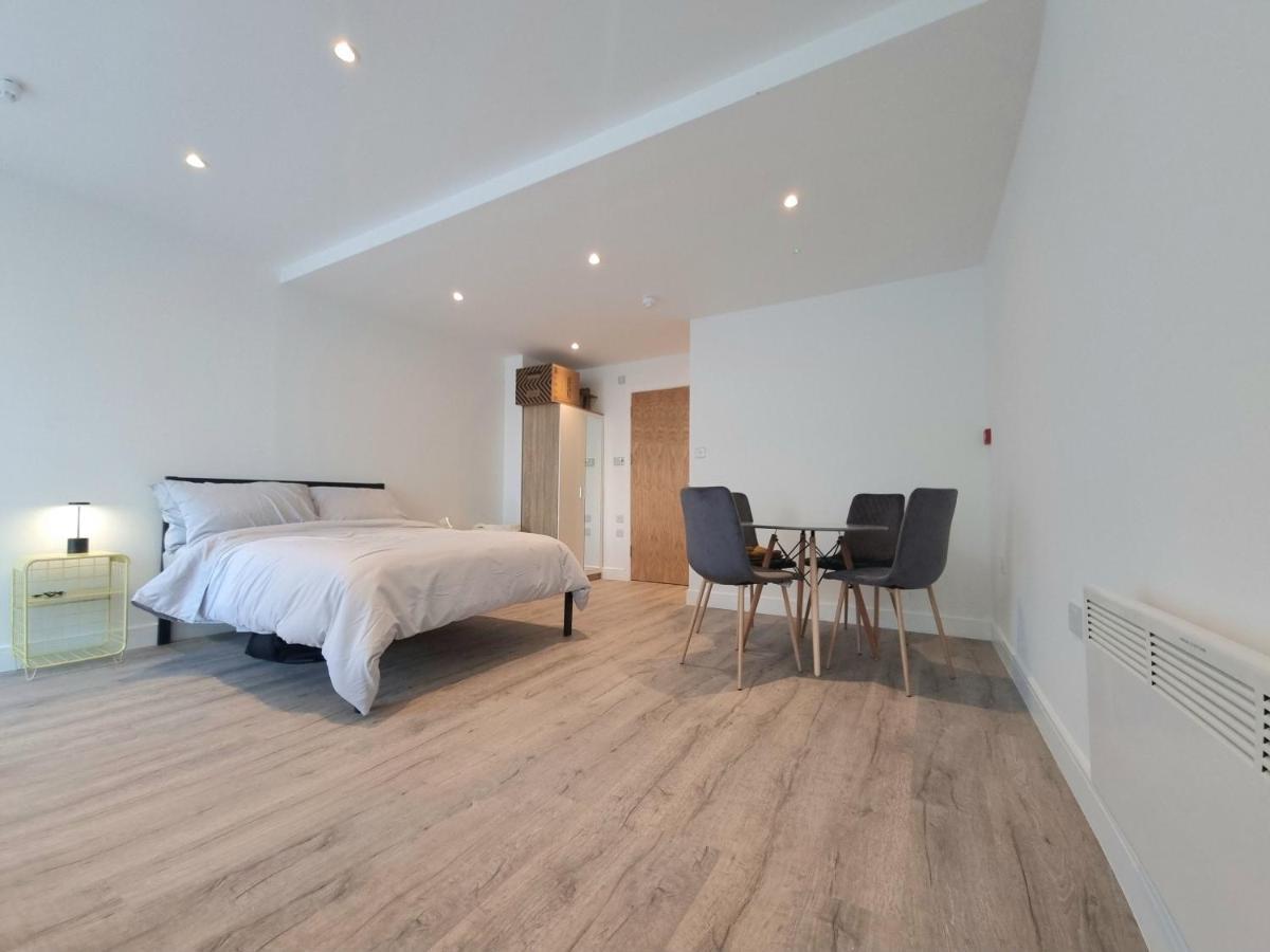 Stylish Converted Ground Floor Studio - London Exterior foto